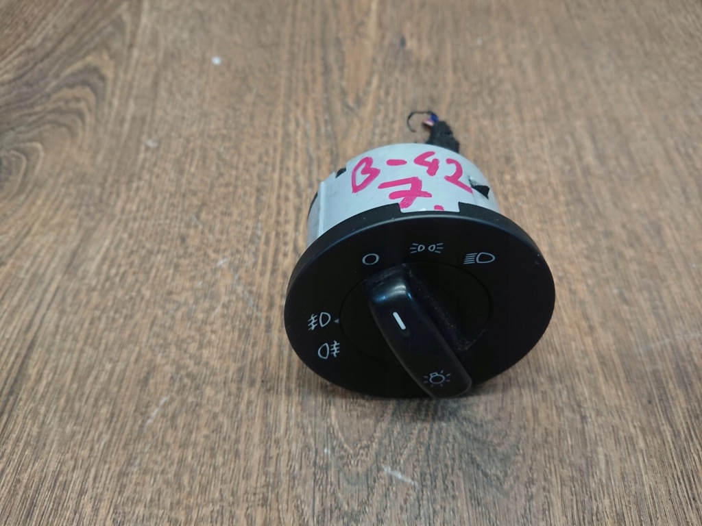 фото №1, Skoda octavia ii 2 выключатель света 1z0941431k