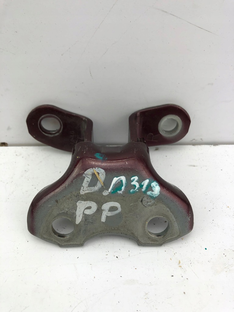 фото №3, Toyota rav4 петля дверь нижний правый перед