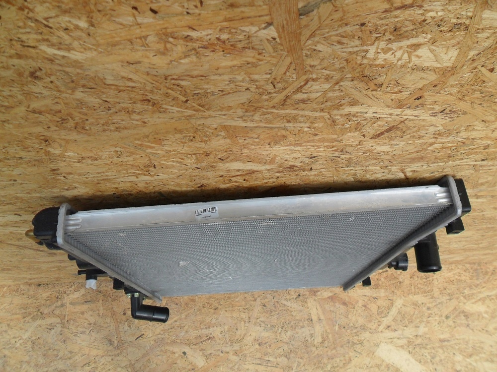 фото №16, Mitsubishi l200 2001- радиатор wody