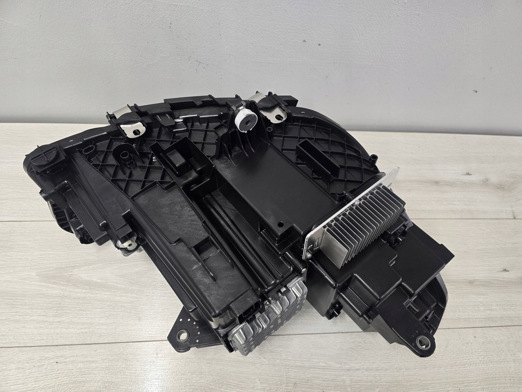 фото №10, Лампа ліва bmw x1 u11 usa shadow black адаптивний led комплектна