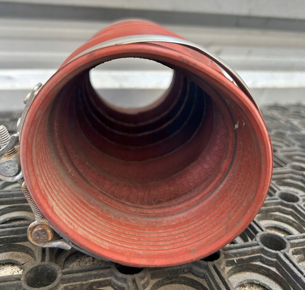 Mercedes actros mp4 труба шланг інтеркулер a9605017393 Доставка