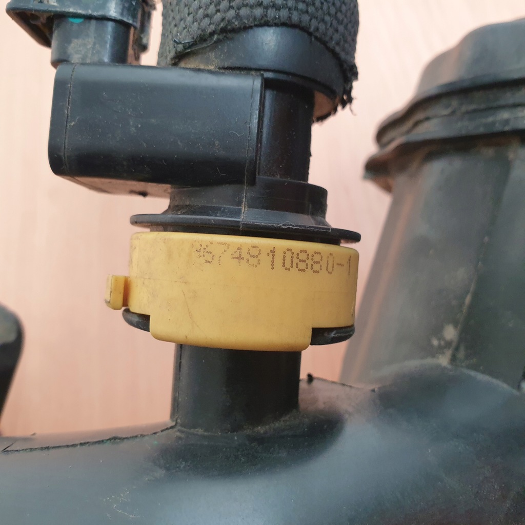 фото №7, Wąż труба резонатор citroen ds5 9675758280 2.0ehdi