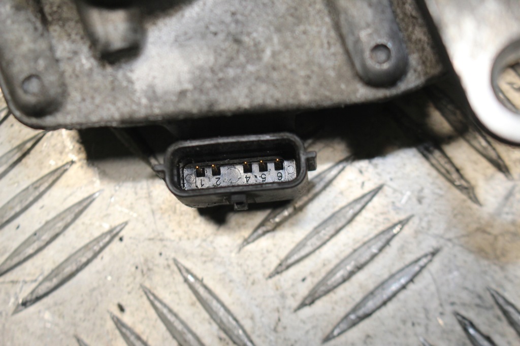 Клапан egr 1.6 dci r9m renault trafic iii vivaro b talisman 147109948r Доставка