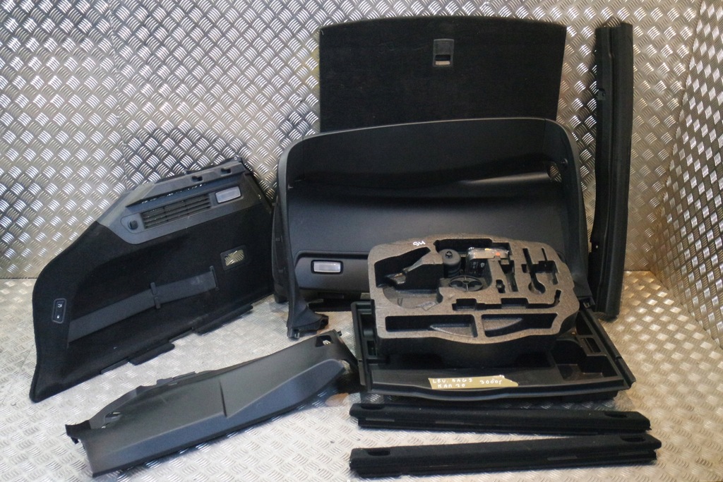 фото №1, Обивка элементы багажника maserati levante bag2