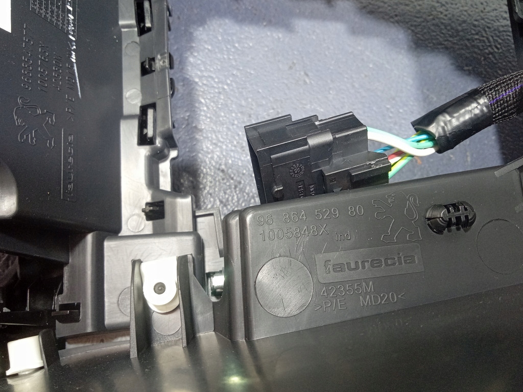 фото №11, Peugeot 508 i lift туннель средний подлокотник кожа eu