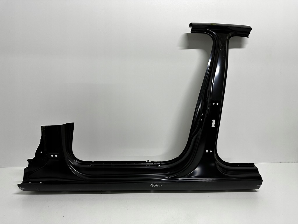 фото №1, Audi a4 b9 8w0 15-19 лівий поріг блок двигуна дах новий