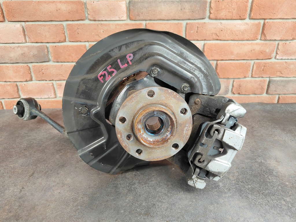 фото №1, Bmw f25 x3 f26 x4 поворотний кулак ступиця ліва передня лівий перед + важелі