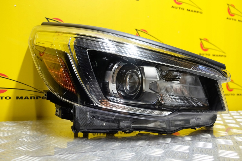 Subaru forester 2018- фара фара full led америка в Україні