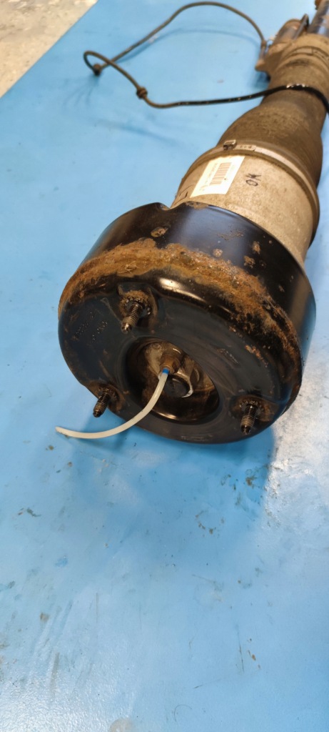 фото №4, Mercedes w221 амортизатор пневмоподушка задня лівий оригінал