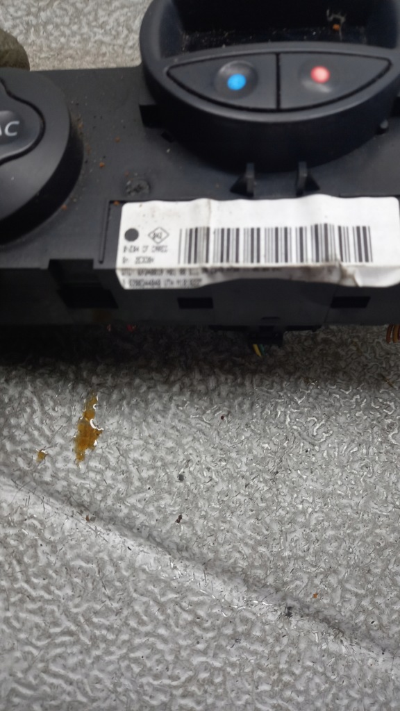 фото №2, Панель кондиционера renault megane 04r kombi