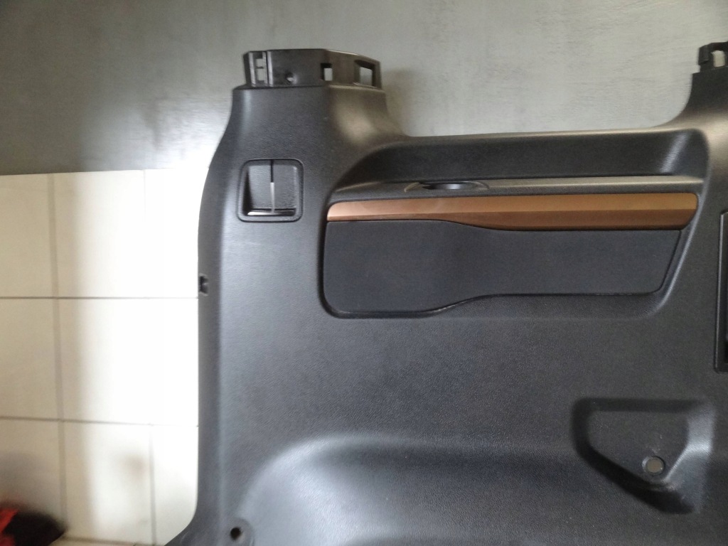 Toyota proace verso 2 17 пасажирський короткий оббивка обшивка багажника правий в Україні