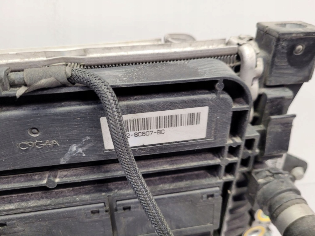 Купить Комплект радиатор jaguar e-pace 2020 gj32-8c607-bc