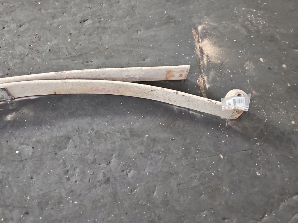 Рессора задний  vw caddy ii Доставка