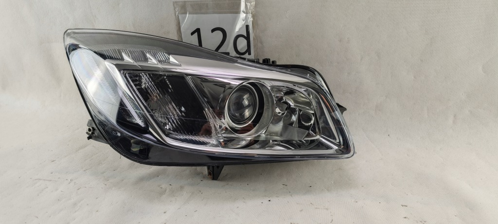 Купити Opel insignia a ксенон правий поворотний led лампа права 13226793