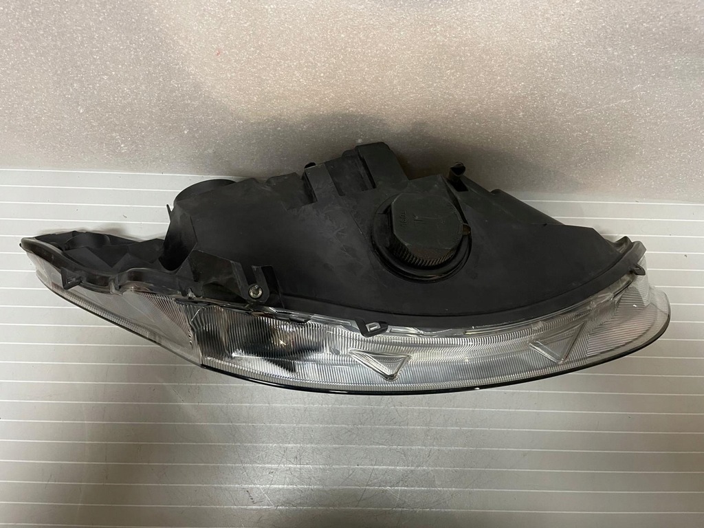 фото №11, Лампа левая передняя ford b-max линза led правый перед