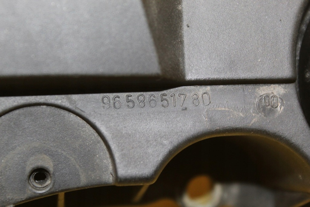 фото №5, Кришка клапанів 9658651780 peugeot 307 1.6 16v