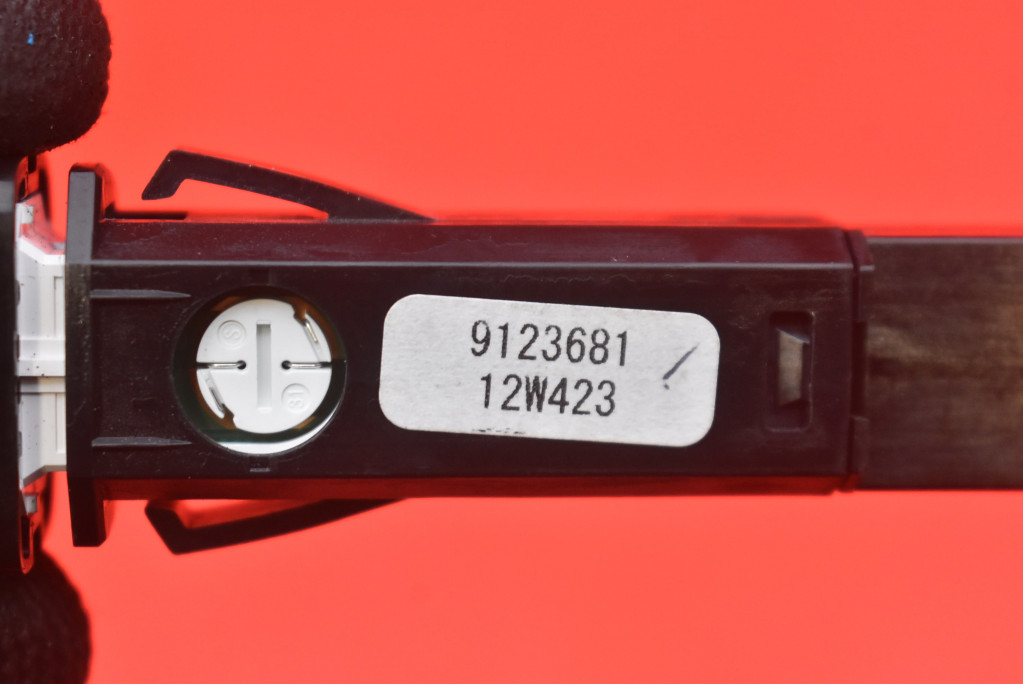 фото №9, Вимикач світла аварійних 9123681 volvo v60 1 i 10-13