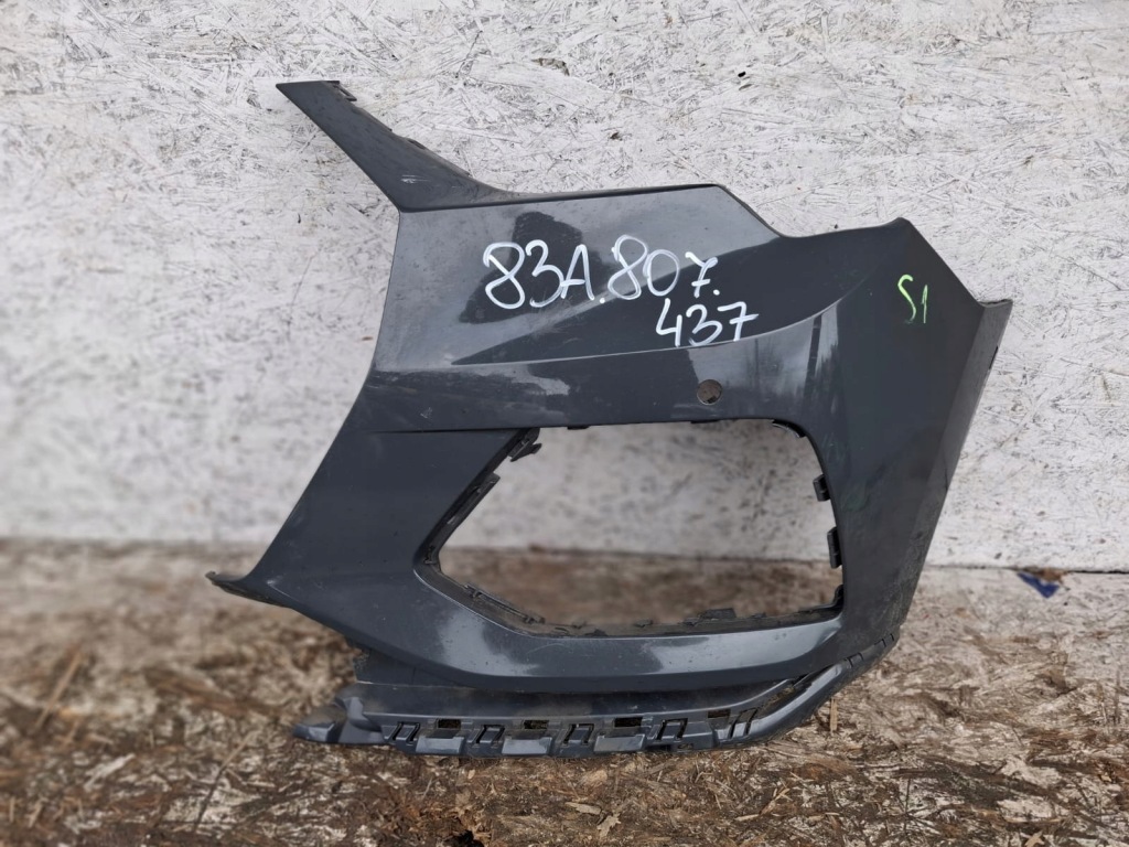 Audi q3 2019-25 rok 83a807437 левая часть бампера в Украине