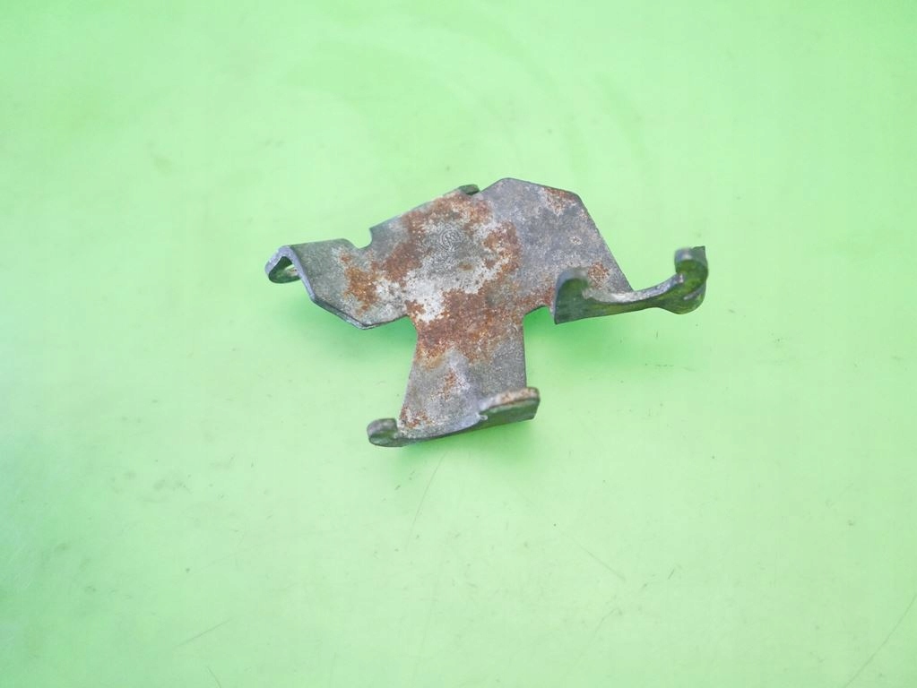 Кронштейн тросів перемикання передач ford mondeo mk3 2.0 tddi Ціна