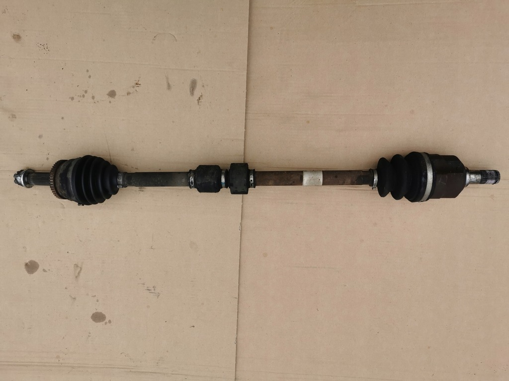 фото №1, Hyundai i30 i 1.6crdi приводной вал правая