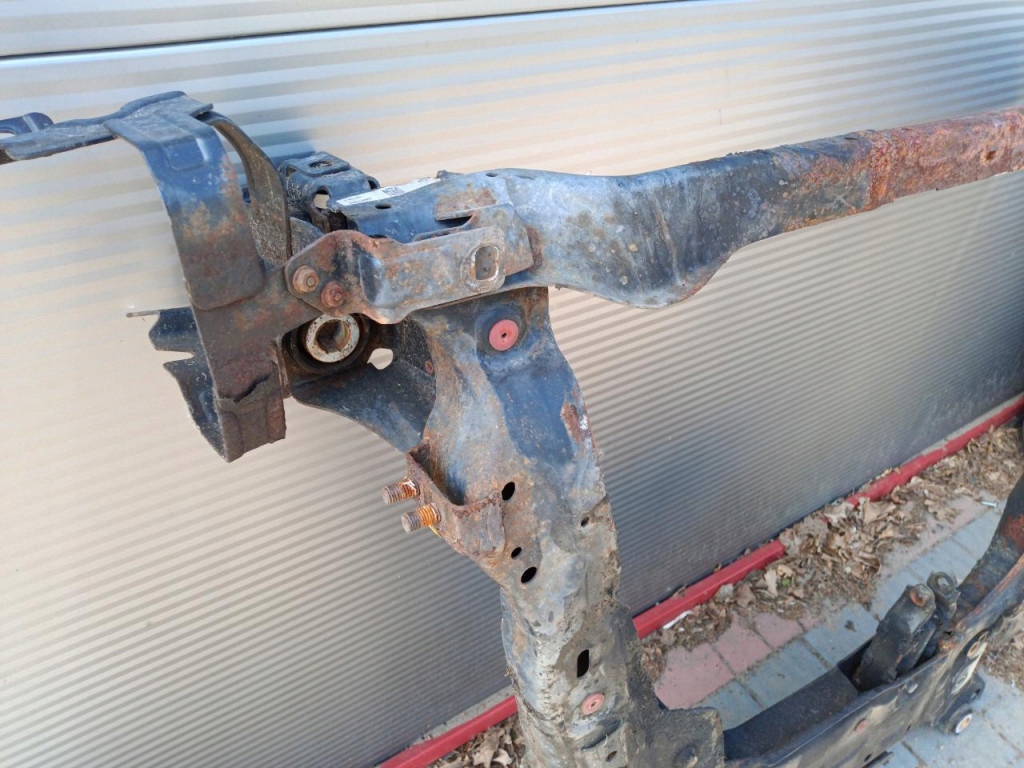 фото №7, Volvo xc60 2.4 d5 підрамник підрамник перед