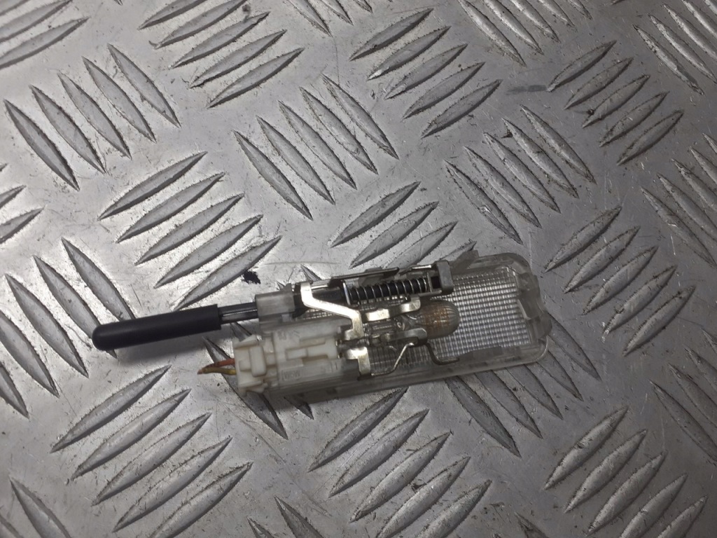 фото №3, Освещение лампа бардачка peugeot 407