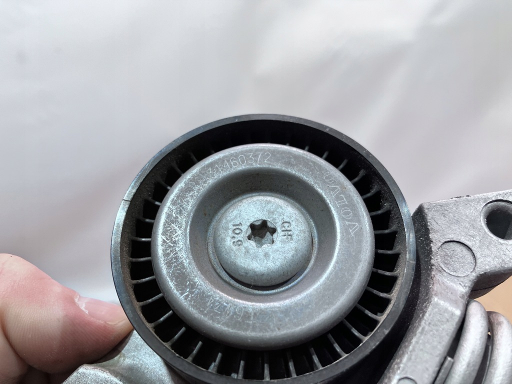 фото №3, Натягувач ремінь volvo s60 iii 18- 2.0 b 31460372