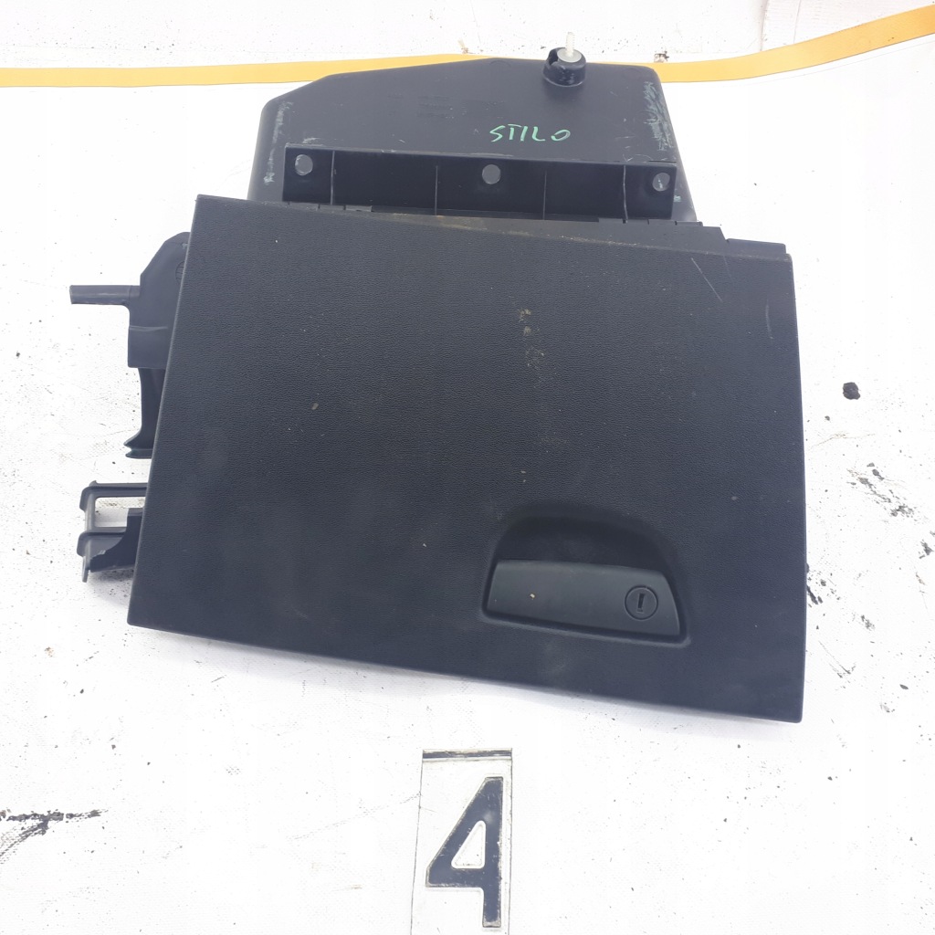 фото №1, Fiat stilo 1.9 jtd бардачок 1821920239