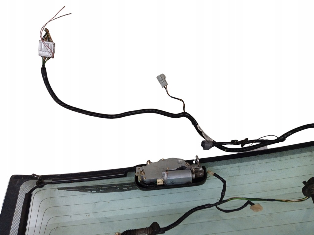 Скло кришки багажника honda cr-v 1 рестайлінг  99-01 Зі Шроту