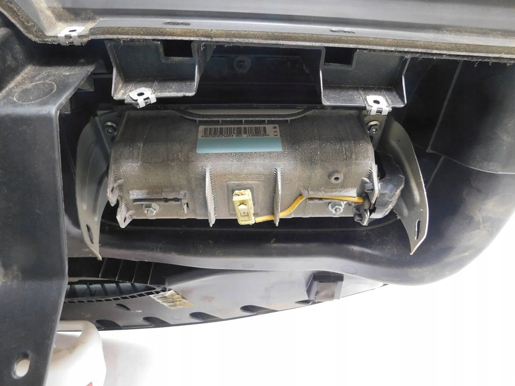 фото №6, Панель приладів консоль подушка безпеки ремені vw golf v 5 plus