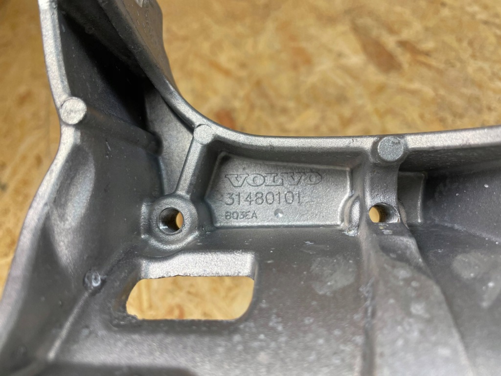 Купить Крепеж кронштейн кронштейн генератора volvo v60 2 s60 3 xc60 2 31480101
