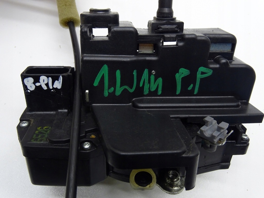 фото №6, Замок дверь правый перед передний opel antara lift 8 pin a081876