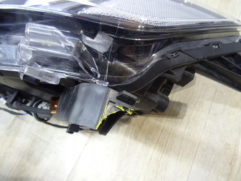 фото №12, Лампа передняя левая mitsubishi outlander iii lift ecm921-22a10