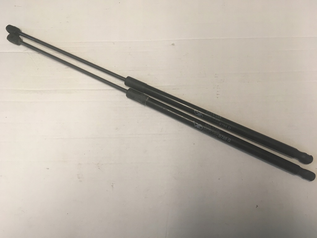 фото №1, Привод багажника правый c4 picasso ii 9806879080