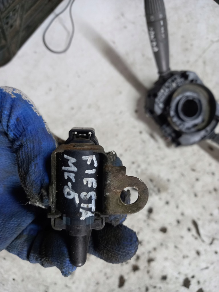 фото №5, Клапан тиску ford fiesta mk5 1362002590