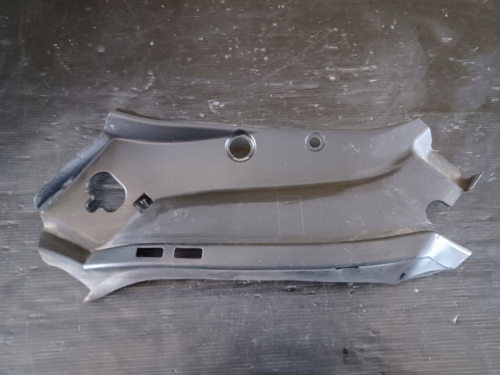 фото №1, Накладка захист поперечина передній лампи ліва mercedes glk x204 a2048260924