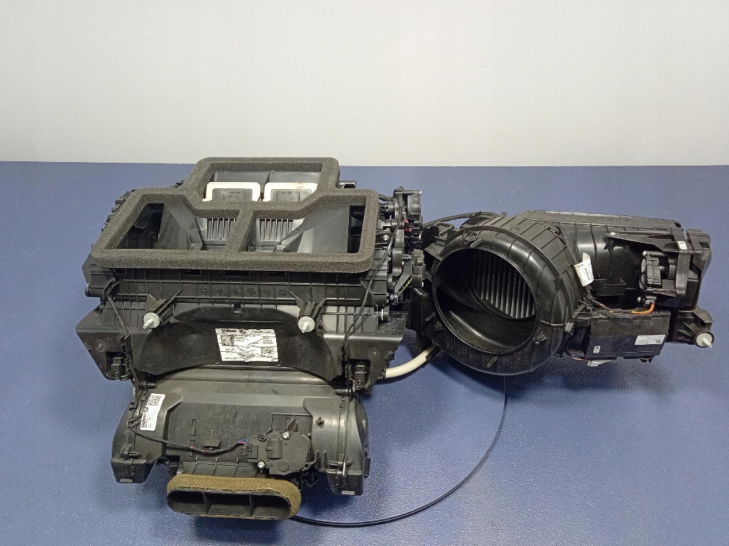 Купити Bmw 3 g20 g21 18- 2.0 258km обігрівач europa 7942092