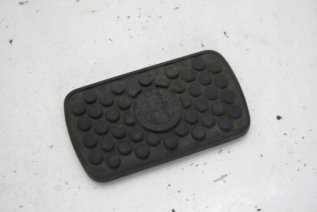 фото №1, Накладка педалі гальма автоматична коробка передач alfa romeo 166