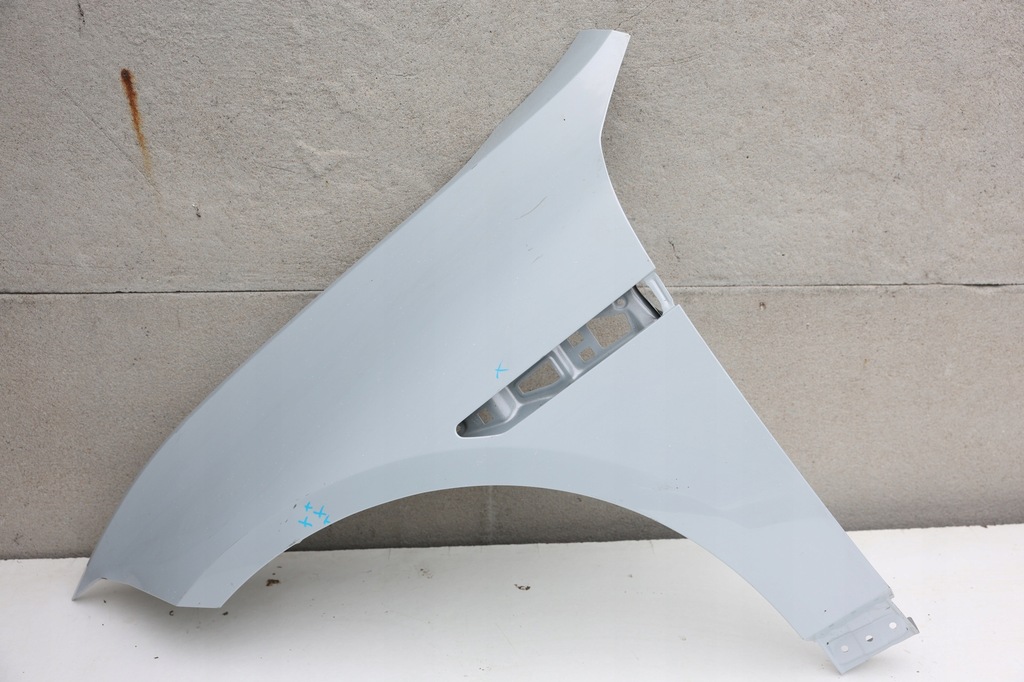 фото №1, Крила volvo polestar 4 iv лівий перед 8893294371