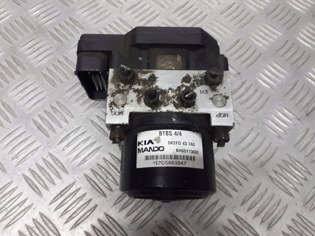 фото №4, Насос abs kia carens ii 2.0 crdi