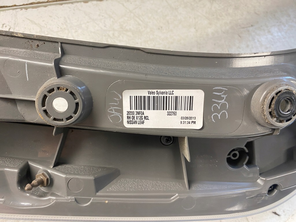 фото №11, Nissan leaf i лампа правый задняя 26550 3nf0a