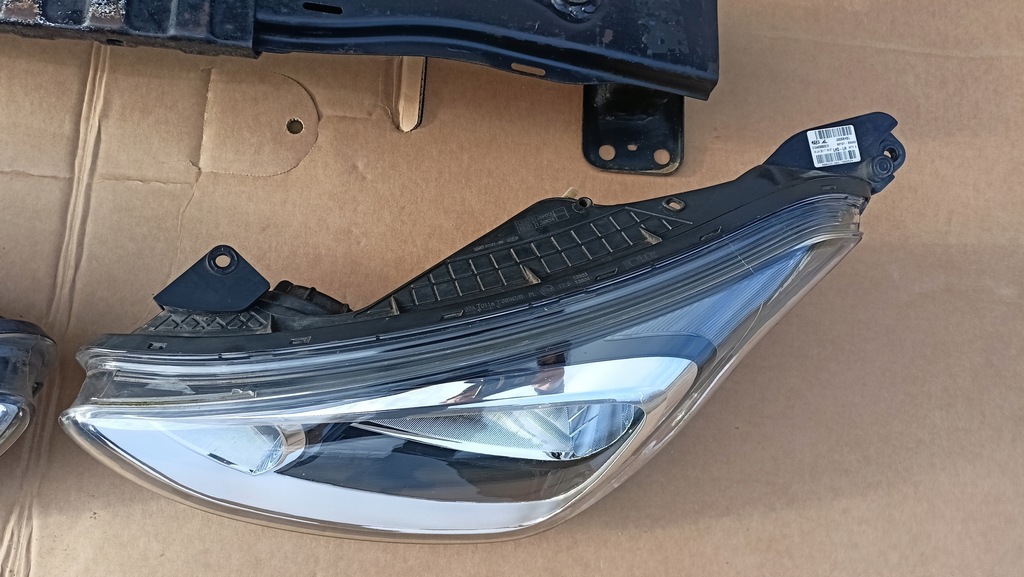 фото №9, Hyundai i10 ii lift перед бампер лампы балка