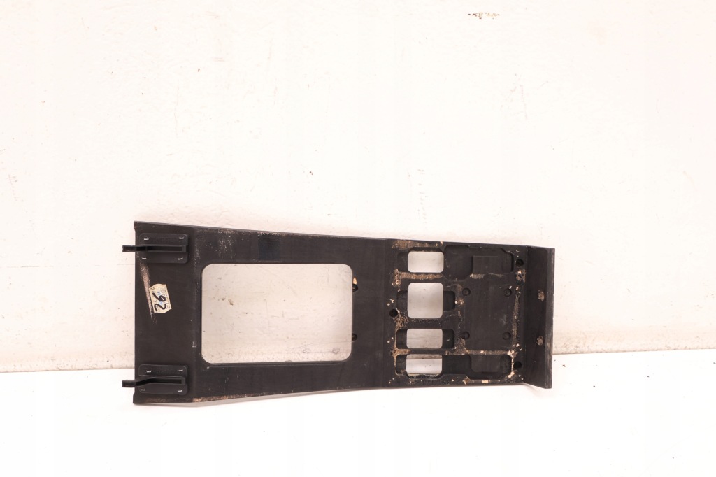 Mercedes-benz w124 декоративна захист тунель середнього 1246830323 Ціна