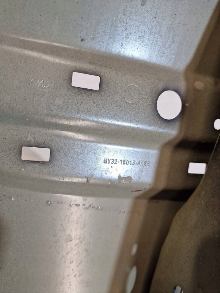 фото №9, Крила перед правий land rover discovery 5 v hy3216015a