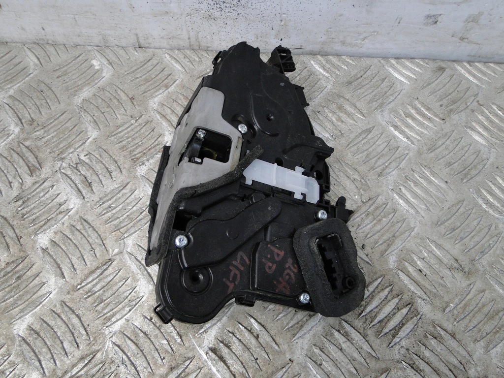 фото №3, Замок дверь перед правый vw t-roc 2ga lift 3j1837016