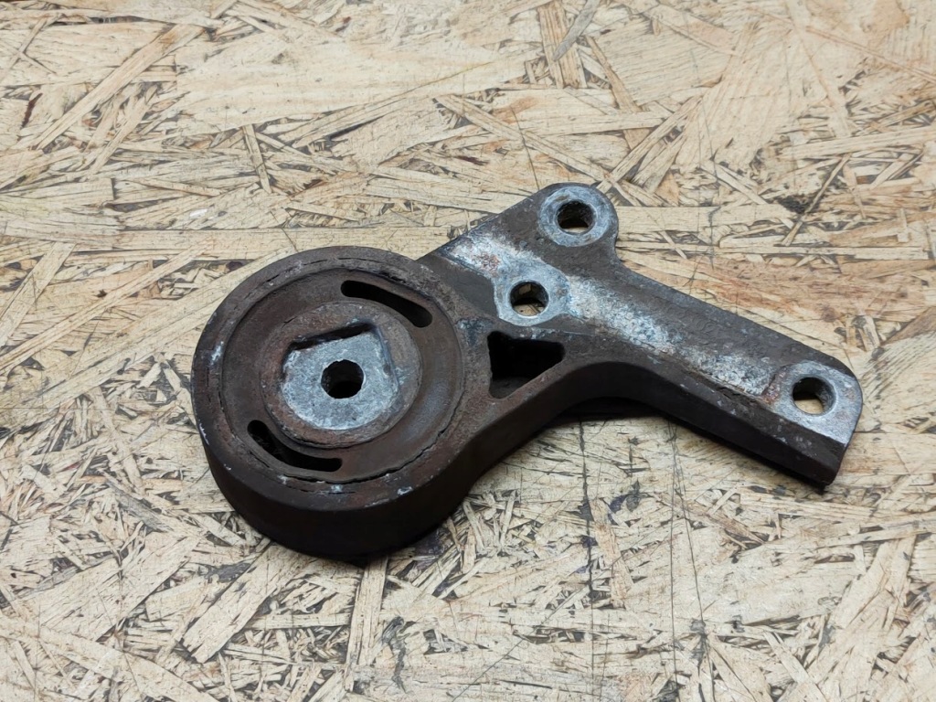 фото №1, Кронштейн кронштейн радіатор scania r правий 1492747