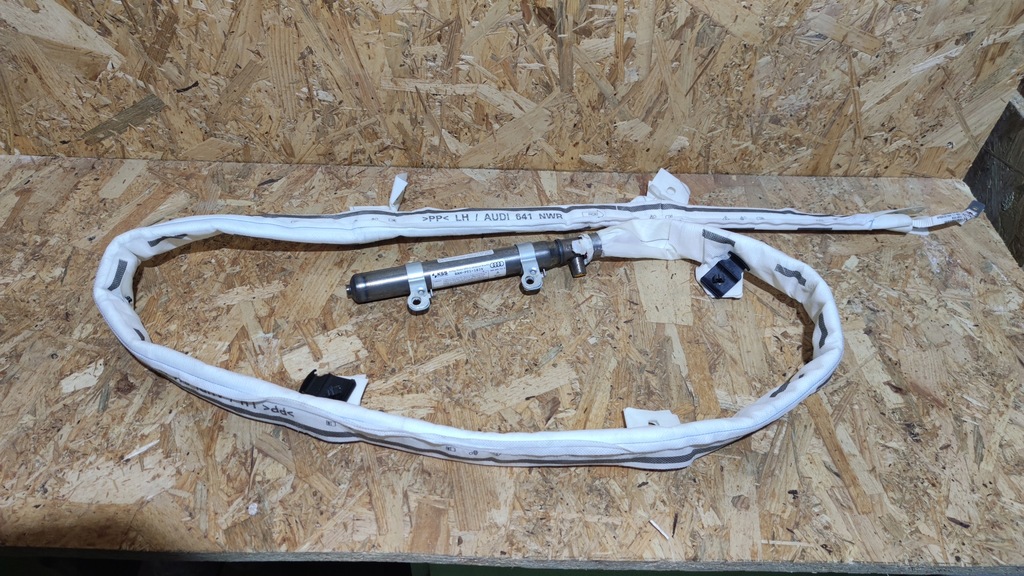 фото №10, Шторка безпеки подушка безпеки ліва audi a8 d4 4h0880741f b20