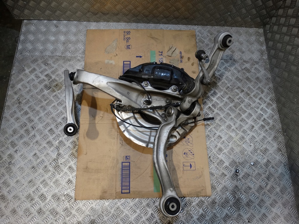 фото №3, Idealne kpl.zawieszenie перед праве rolls royce 1