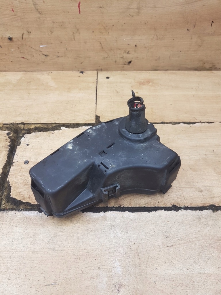 фото №1, Коробка предохранителей volvo v70 xc 2.4t