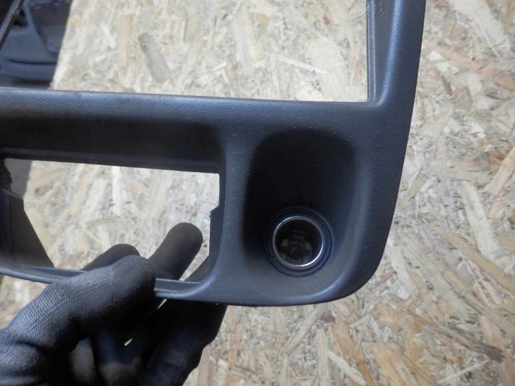 фото №5, Suzuki ignis i 00-03 рамка защита карман консоли